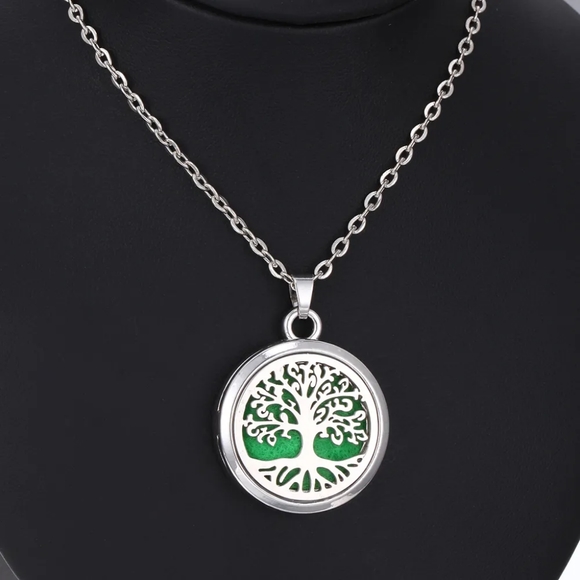 Aromatherapy Tree Of Life Necklace - Picture 3 of 4